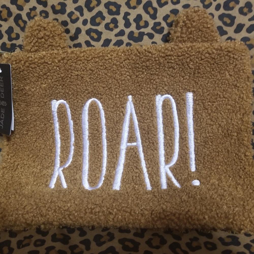 jade & deer clutch purse